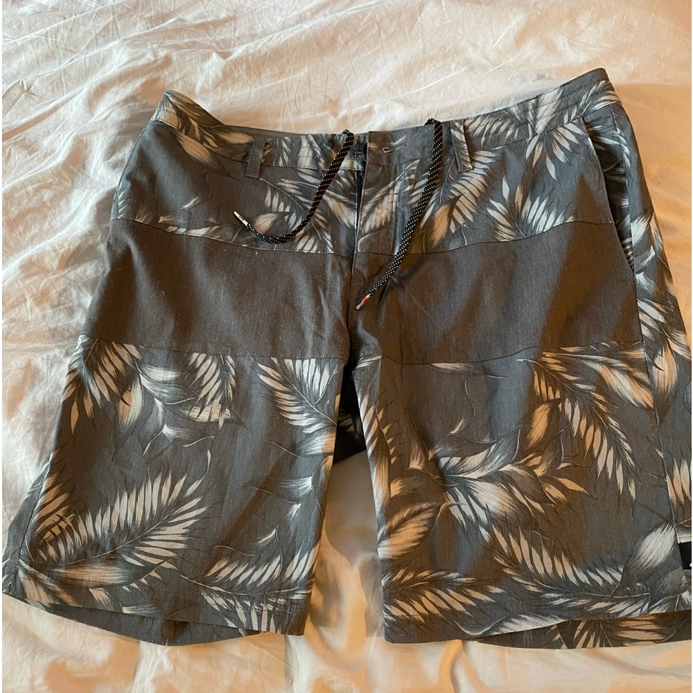 Quicksilver shorts